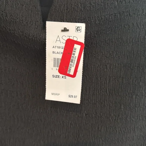 ASTR Black Textured Top - Picture 3 of 4